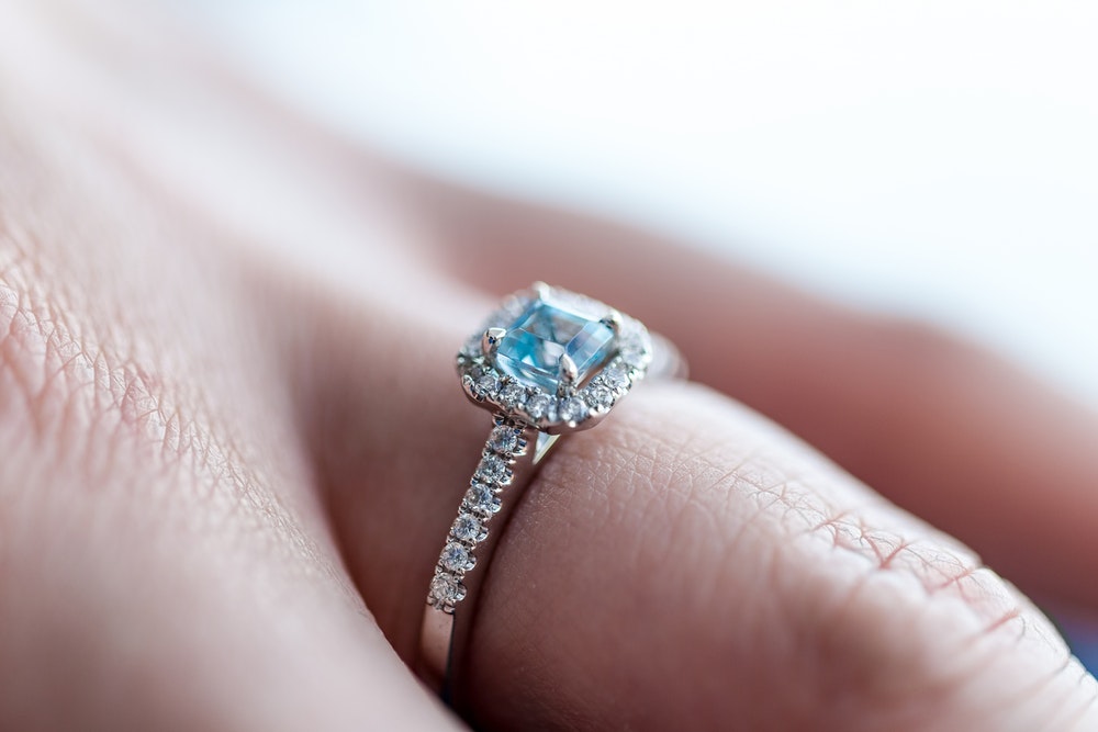 buying a bridal diamond ring