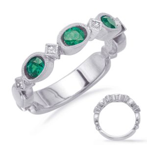 White Gold  Emerald & Diamond Ring