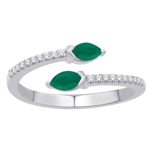 White Gold Emerald & Diamond Ring