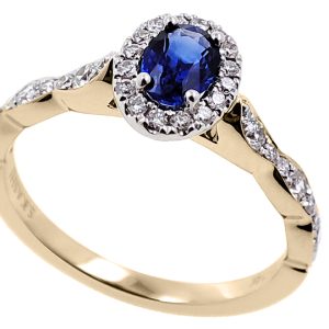 Yellow Gold Oval Sapphire Ring