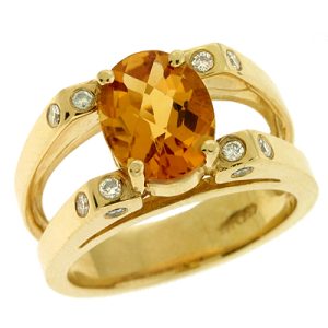 Citrine./ Diamond Ring