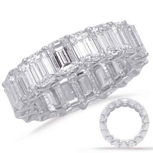 Emerald Cut Eternity Band (4.3mm)