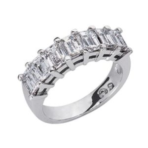 Emerald Cut Diamond Band