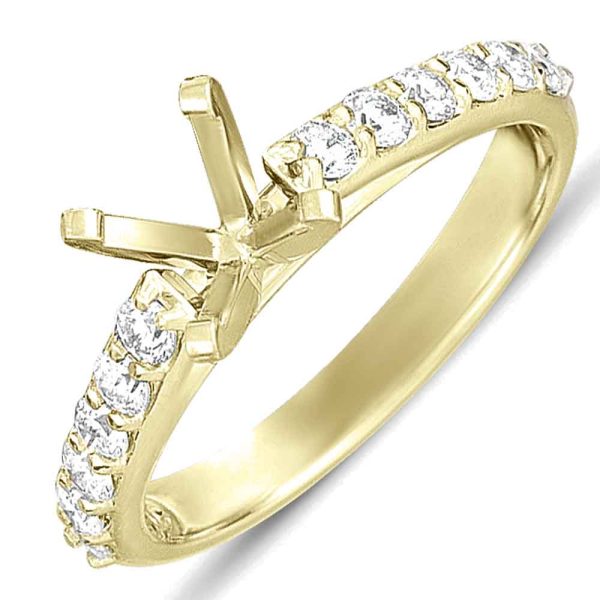 Round Diamond Engagement Ring