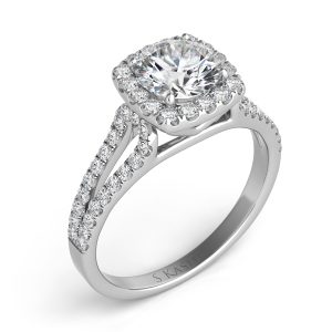 Round Diamond Engagement Ring