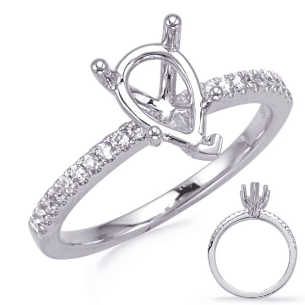 Round Diamond Engagement Ring