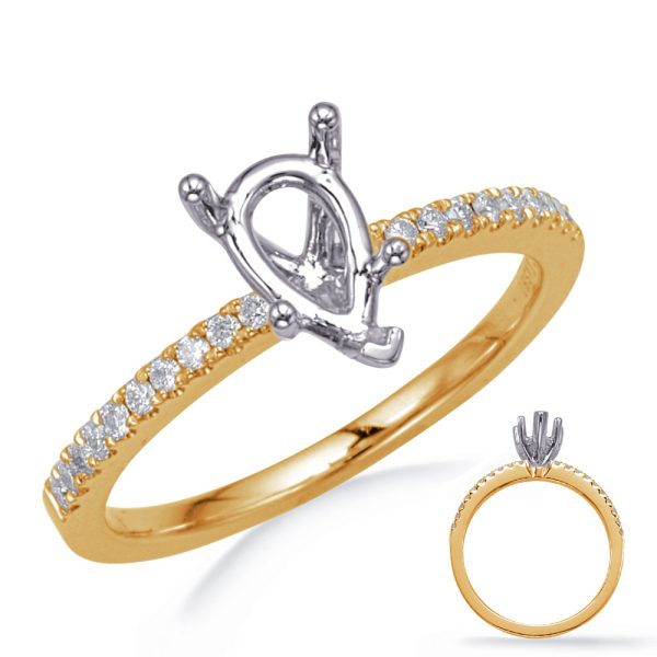 Round Diamond Engagement Ring