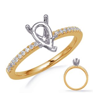 Round Diamond Engagement Ring