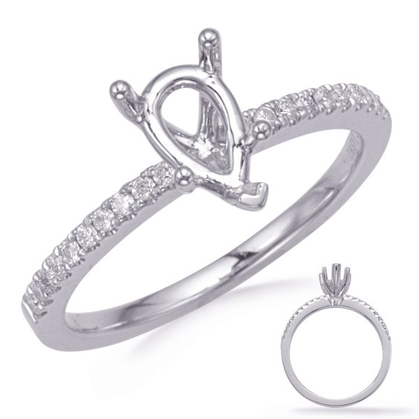 Round Diamond Engagement Ring