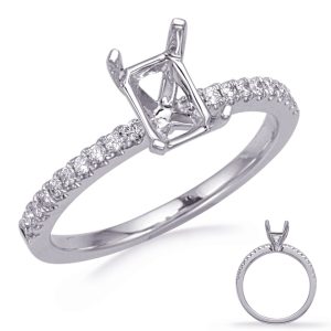 Round Diamond Engagement Ring