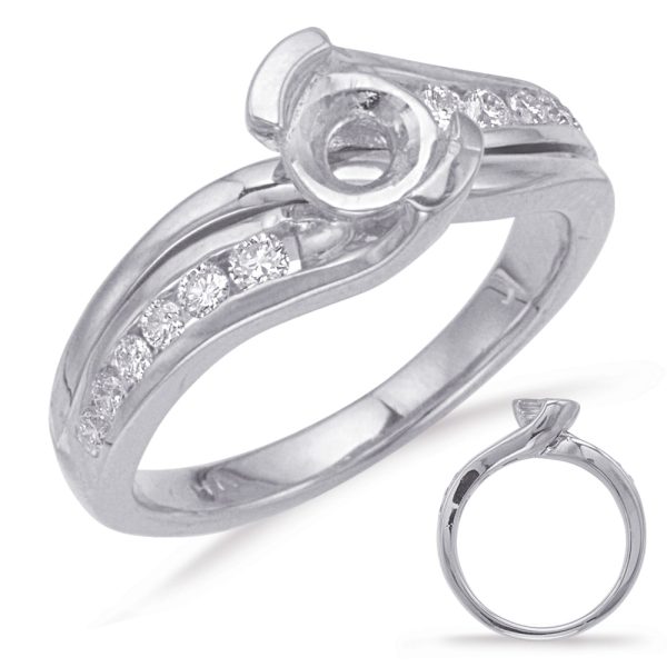 Round Diamond Engagement Ring