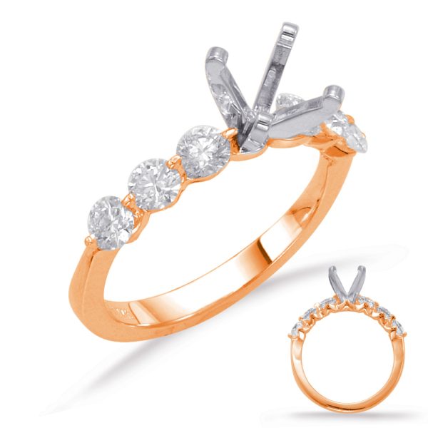 Round Diamond Engagement Ring