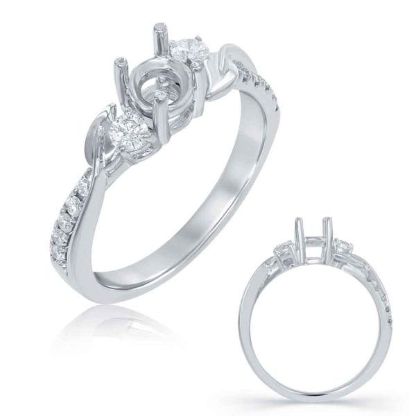 Round Diamond Engagement Ring