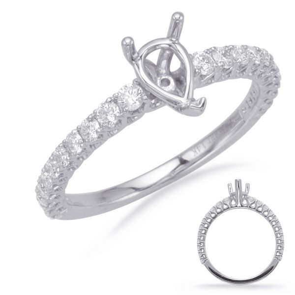 Round Diamond Engagement Ring