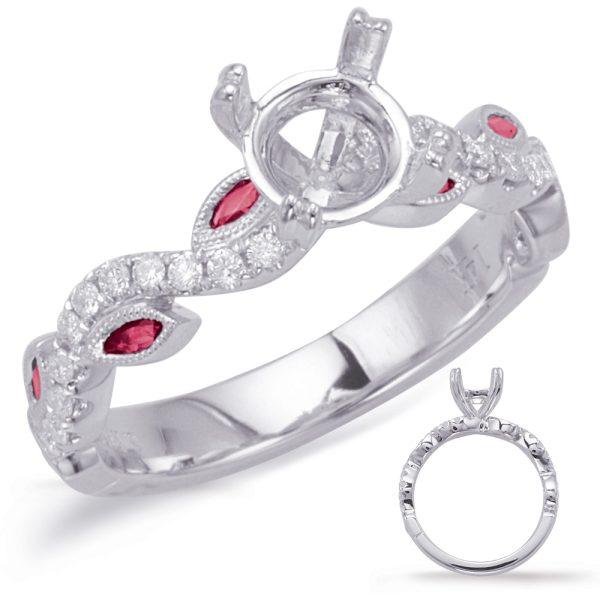 Round Diamond Engagement Ring