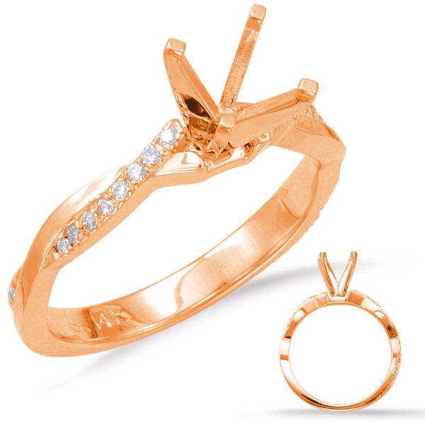 Round Diamond Engagement Ring