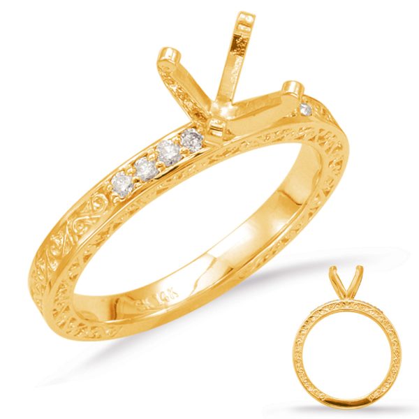 Round Diamond Engagement Ring