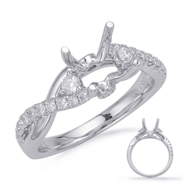 Round Diamond Engagement Ring