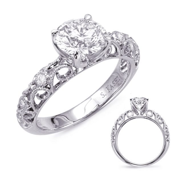 Round Diamond Engagement Ring