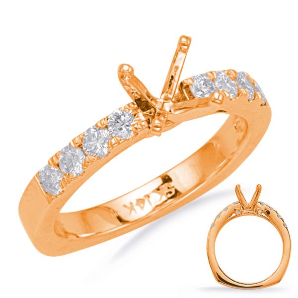 Round Diamond Engagement Ring