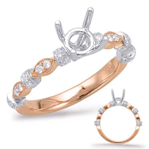 Round Diamond Engagement Ring