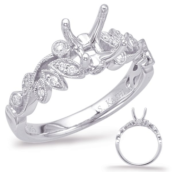 Round Diamond Engagement Ring