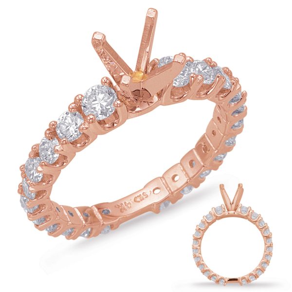 Round Diamond Engagement Ring