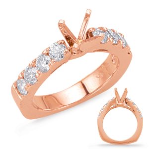 Round Diamond Engagement Ring
