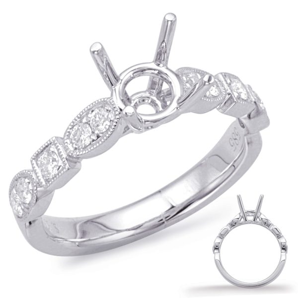 Round Diamond Engagement Ring