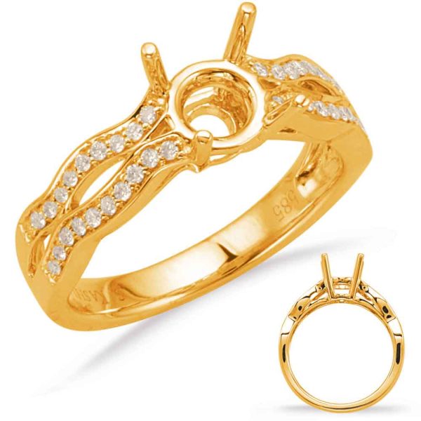 Round Diamond Engagement Ring