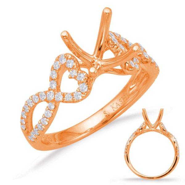 Round Diamond Engagement Ring