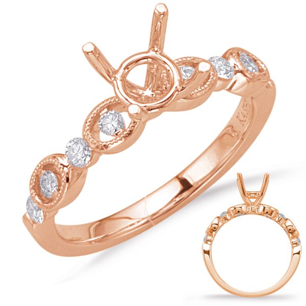Round Diamond Engagement Ring