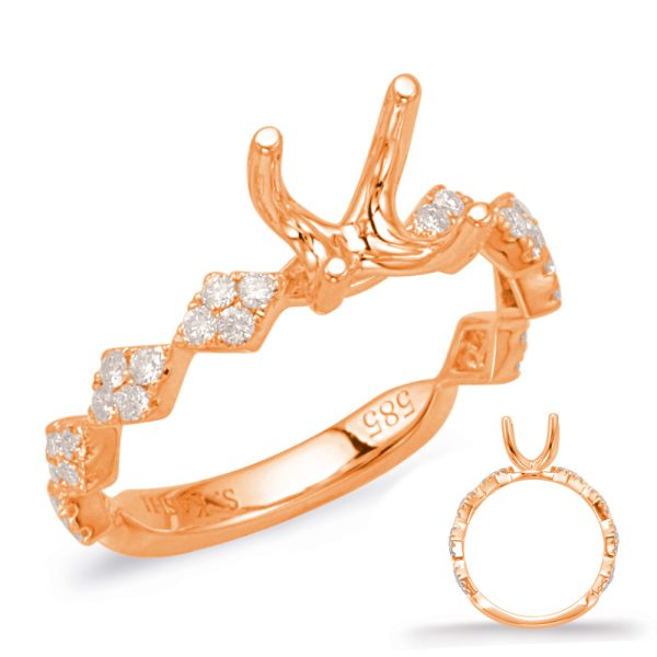 Round Diamond Engagement Ring