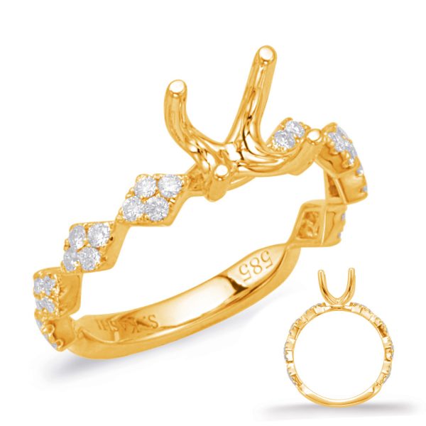 Round Diamond Engagement Ring