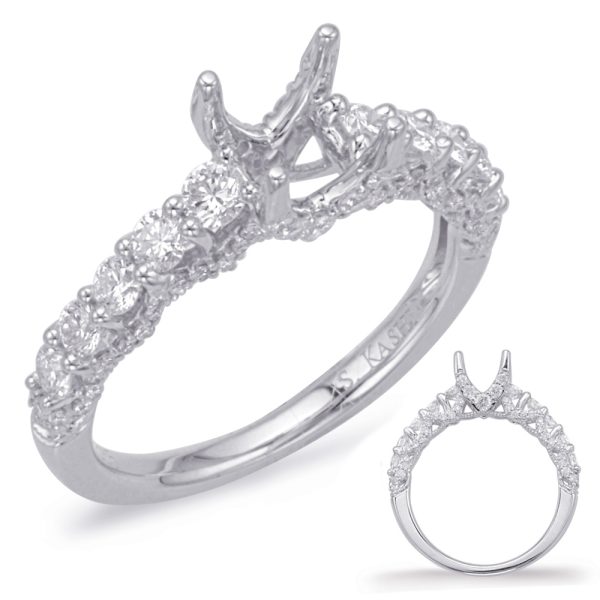 Round Diamond Engagement Ring