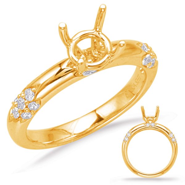 Round Diamond Engagement Ring