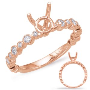 Round Diamond Engagement Ring