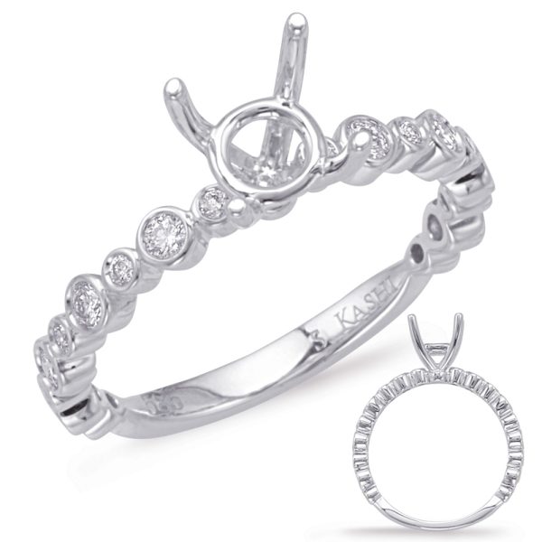 Round Diamond Engagement Ring