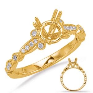 Round Diamond Engagement Ring