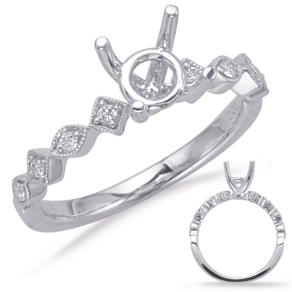 Round Diamond Engagement Ring