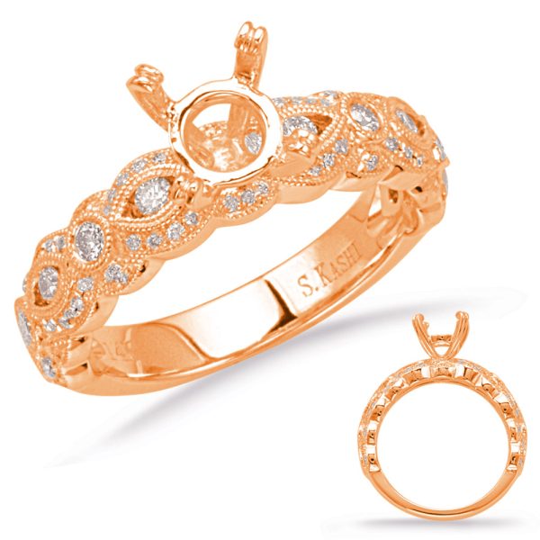 Round Diamond Engagement Ring