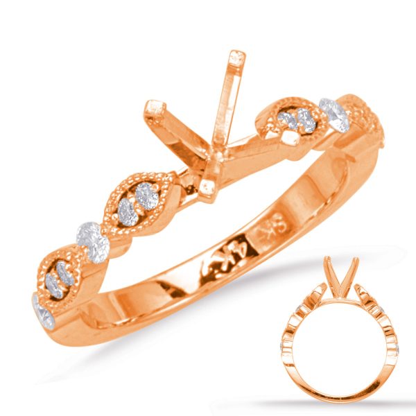 Round Diamond Engagement Ring
