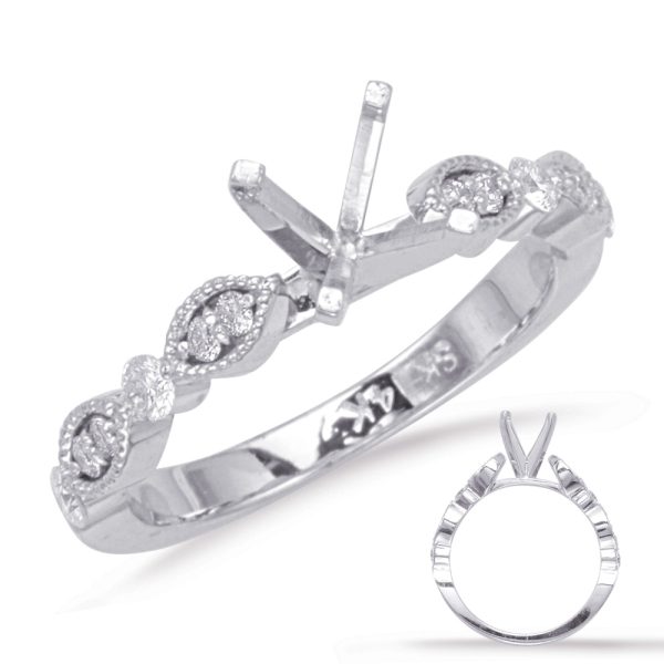 Round Diamond Engagement Ring
