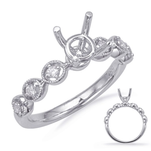 Round Diamond Engagement Ring