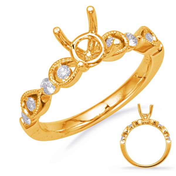 Round Diamond Engagement Ring