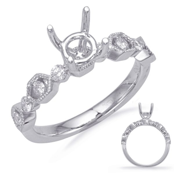 Round Diamond Engagement Ring