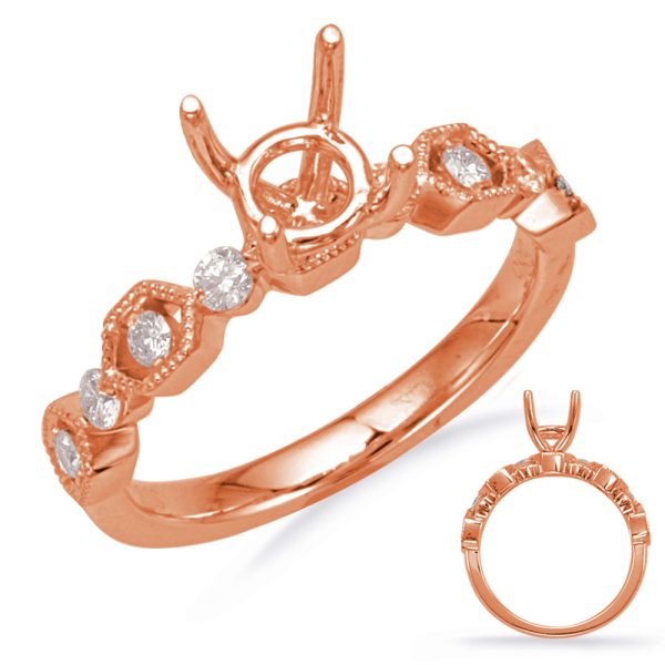 Round Diamond Engagement Ring