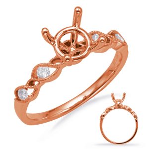 Round Diamond Engagement Ring