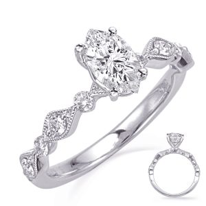 Round Diamond Engagement Ring