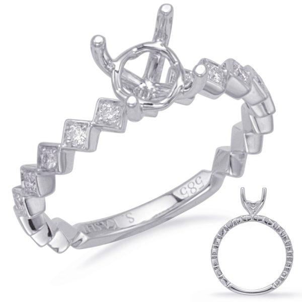 Round Diamond Engagement Ring